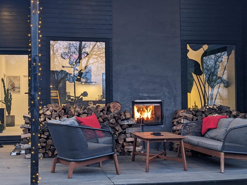 Patio, Balcony/Terrace, Seating area, fireplace