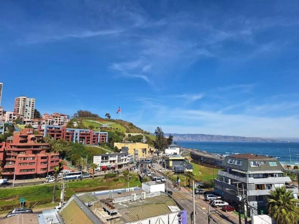 Reñaca Beach Studio Apartment hotel in Vina del Mar
