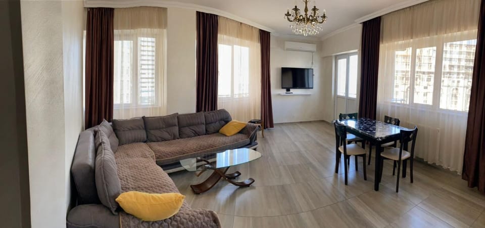 Panoramic Sea View Apartment Apartment in Batumi