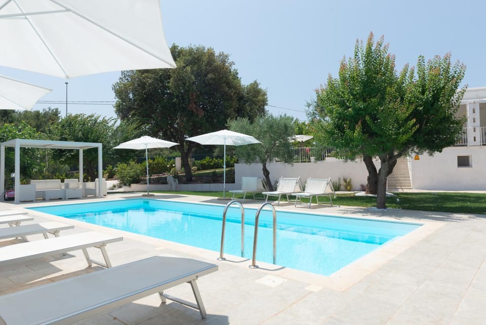 Villa dei Monti with exclusive pool Villa in Province of Taranto