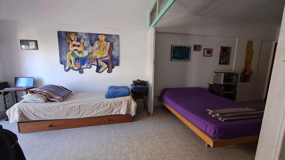 Monoambiente con balcon y vistas a 150 mts del mar Maximo 3 personas Apartment in Mar del Plata