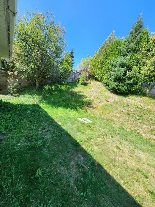 Entire 3 Bedroom house in Elliot Lake House in Michigan