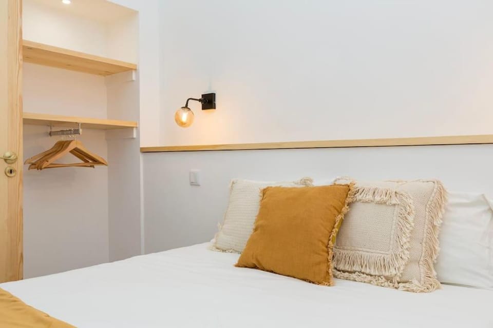 Private Terrace Alfama Apartment in Lisbon