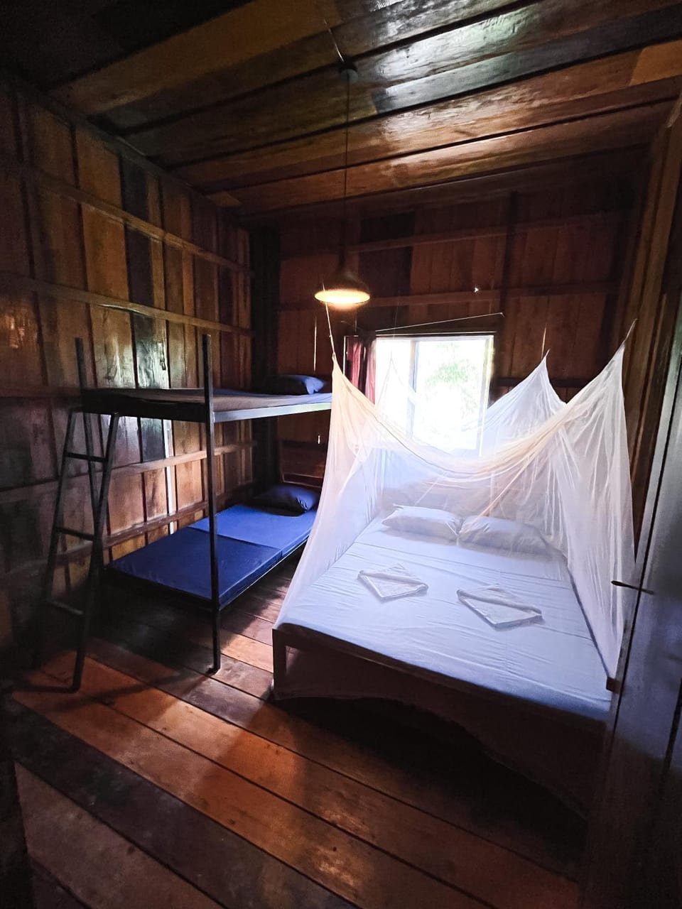 Lovesick Hostel & Bar Mpai Bay Hostel in Sihanoukville