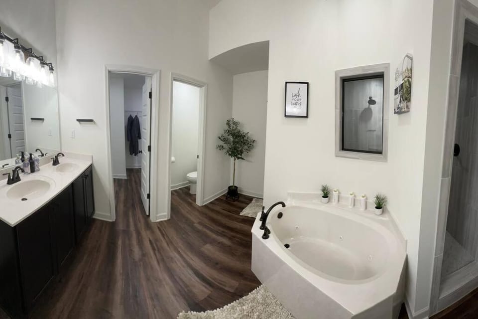 New build home 5mn from Snowden grow &Silo Aquare Villa in Southaven