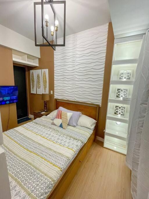 Deryll's Fun house Apartment in Pasig