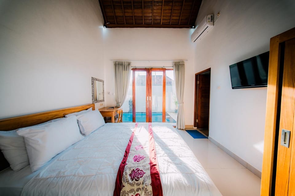 Bed, Bedroom, air conditioner