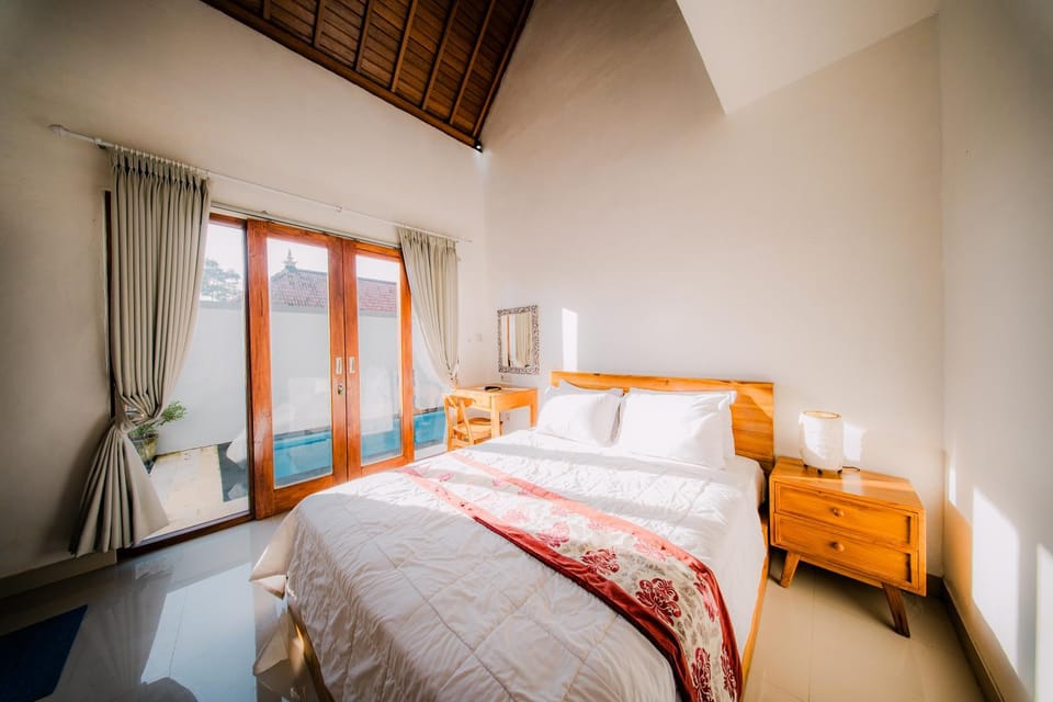 Bed, Photo of the whole room, Bedroom, Breakfast