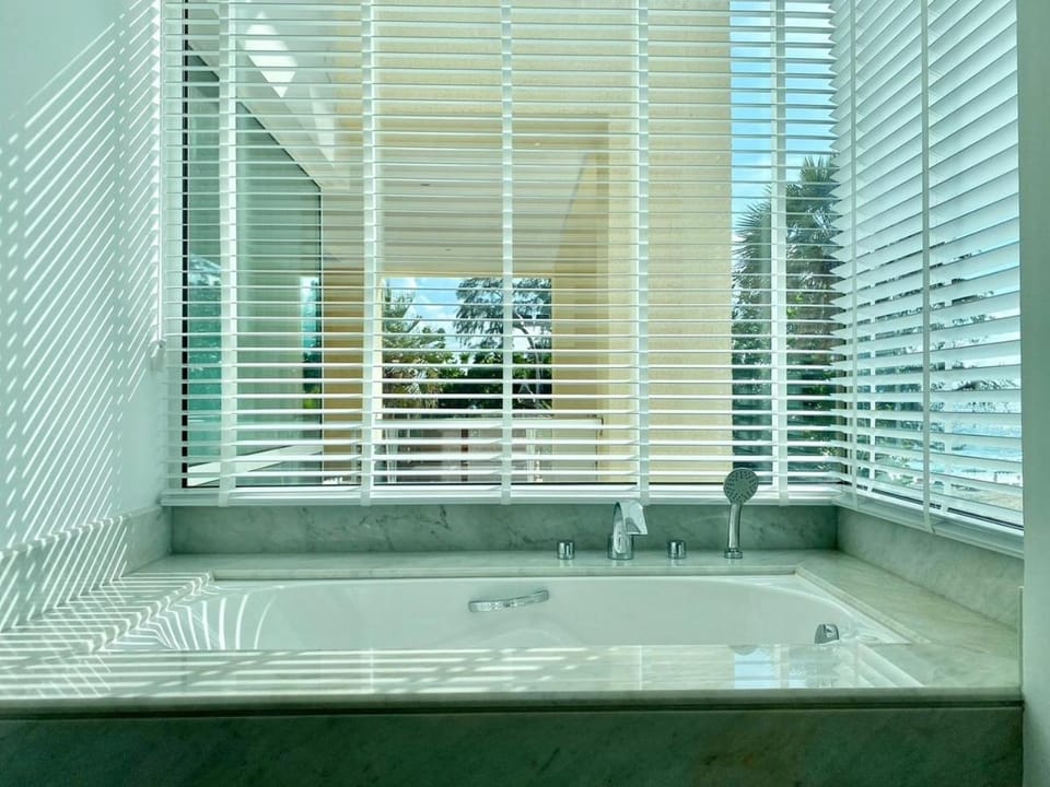 Bathroom, Bath