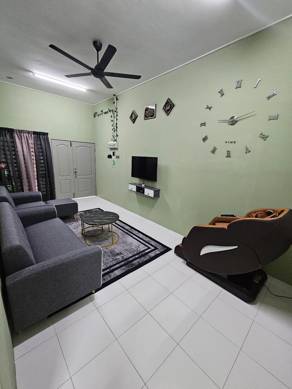 TV and multimedia, Living room, Seating area