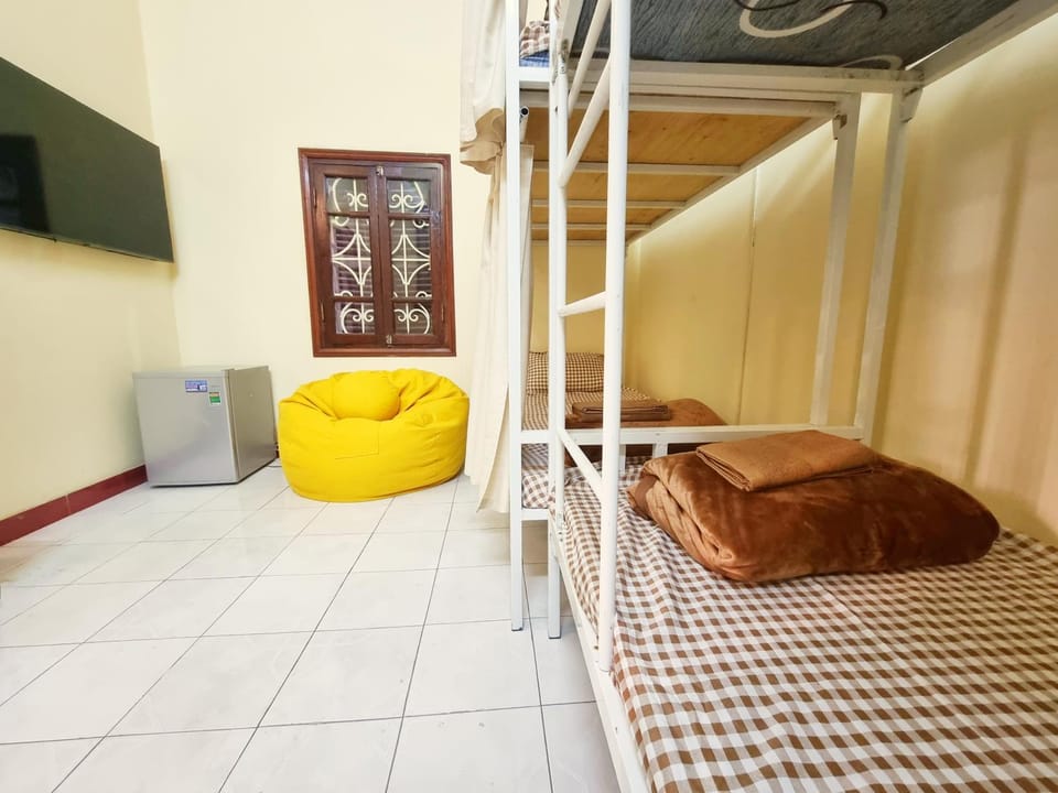 bunk bed