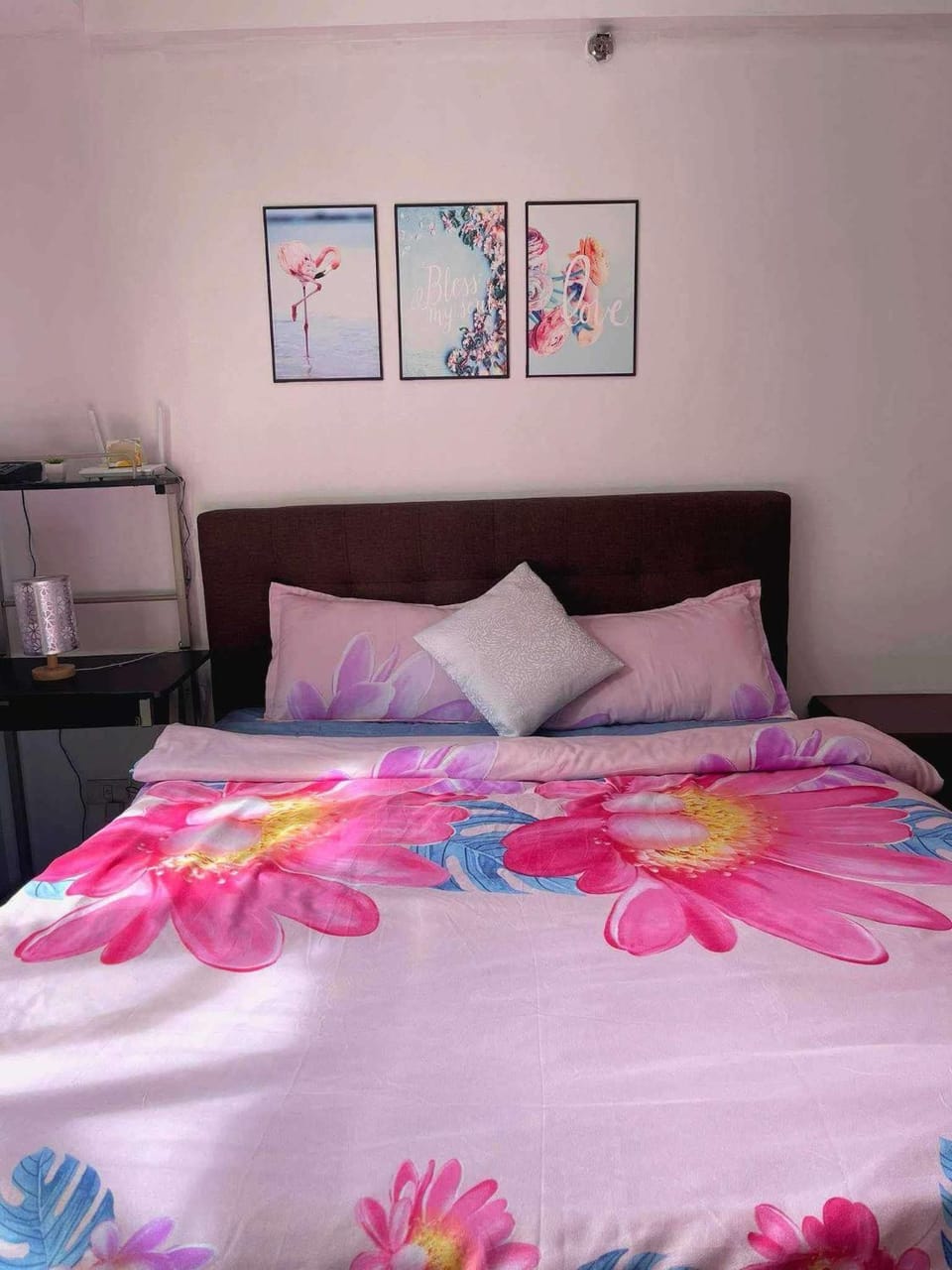 Jennie's 5m Suite Bed and Breakfast in Pasay