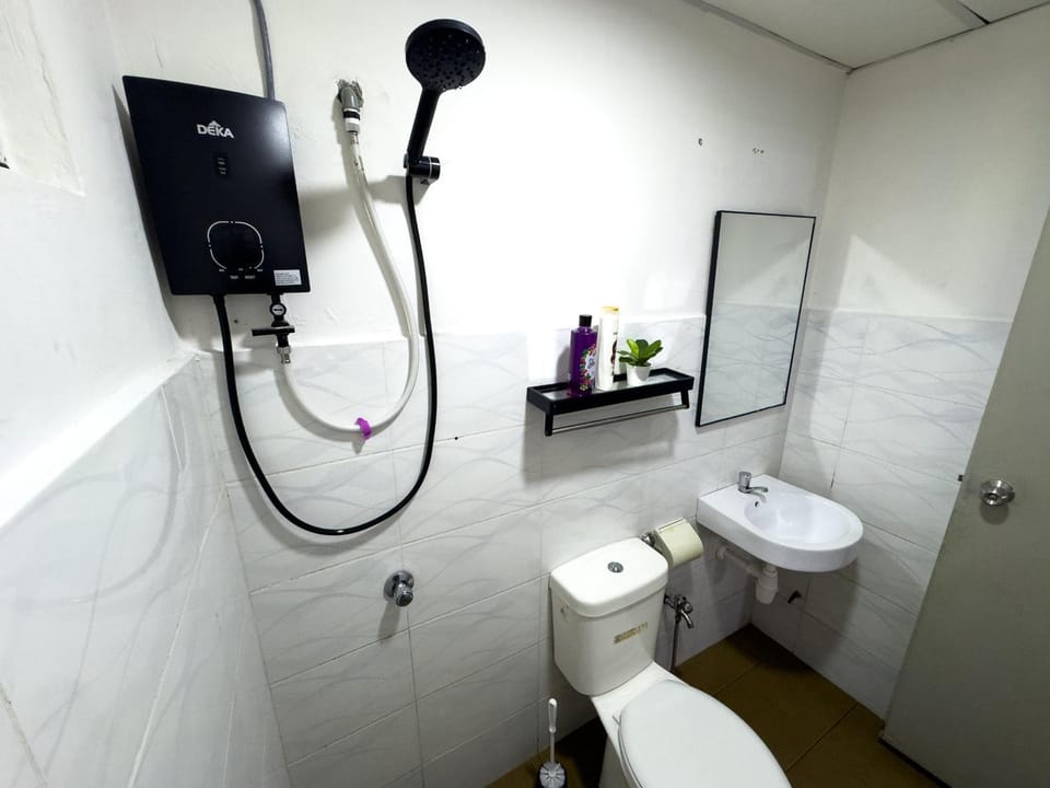 Shower, Toilet, Bathroom