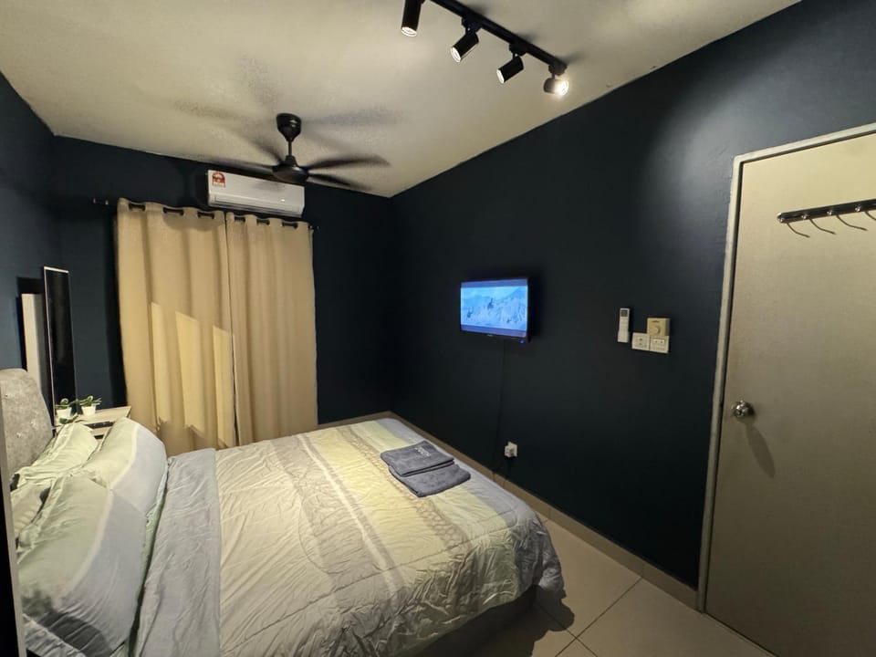 Puncak Alam Cozy Blue Escape nearby UITM Apartment in Selangor, Malaysia