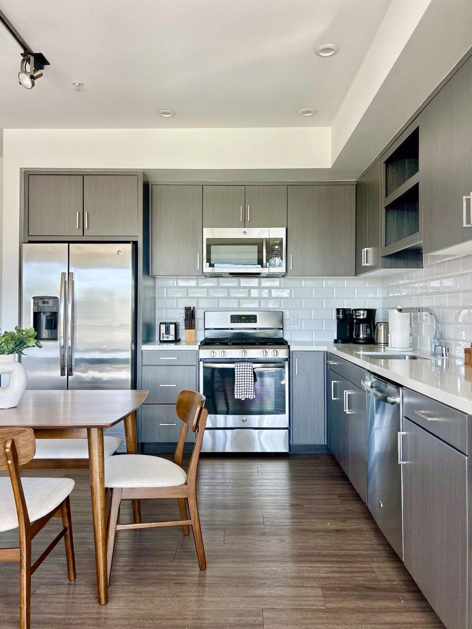 West Hollywood Gem 2-Bedroom Apartment Apartment in West Hollywood