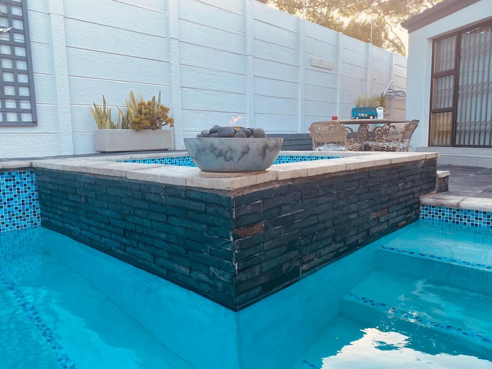 Bonita Vista Plattekloof House in Cape Town
