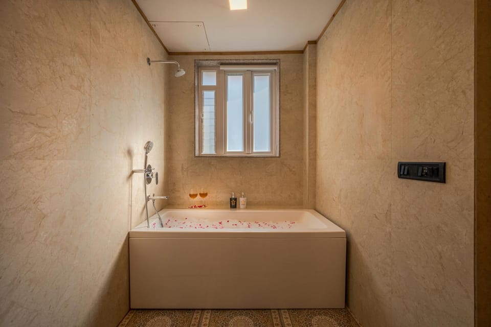 Bathroom, Bath