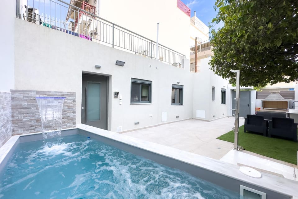 Property building, Patio, Pool view