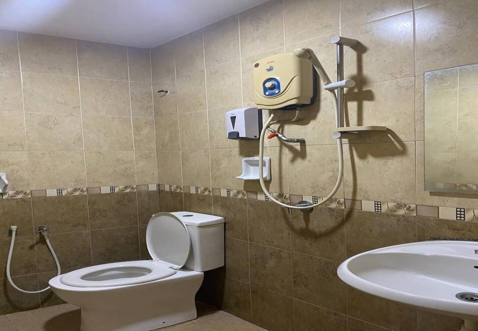 Shower, Toilet, Bathroom, bidet