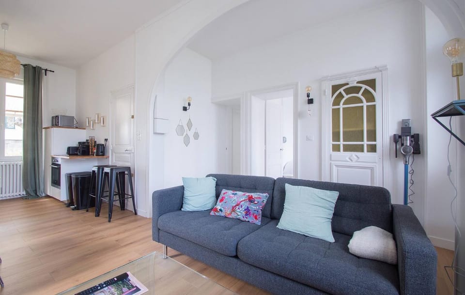 Communal lounge/ TV room, Living room