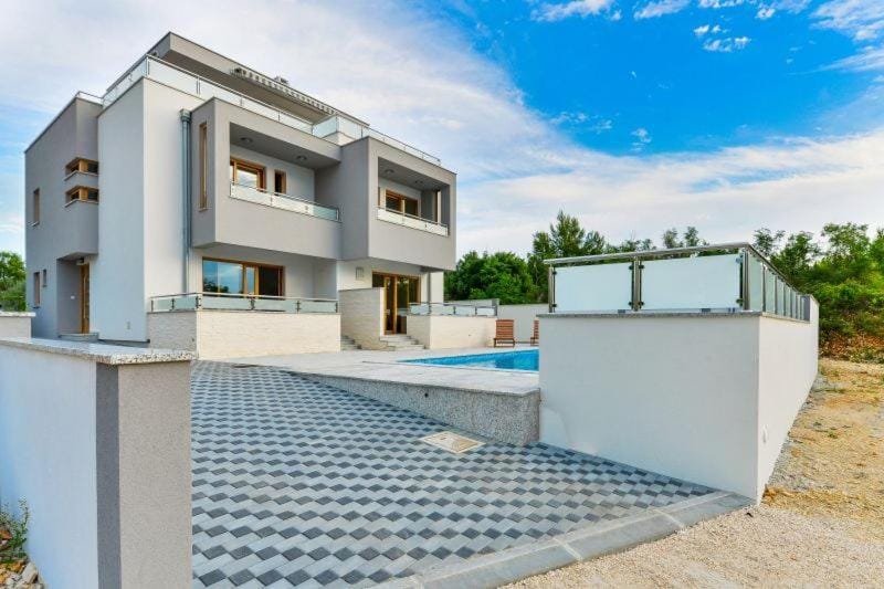 Villa with pool, 50 m from the sandy beach - ID 2209 by Traveler tourist agency Krk Villa in Zadar County