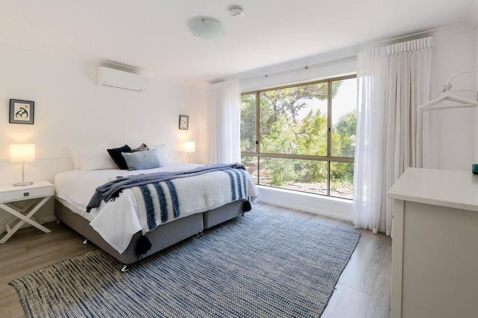 Capewood - Coastal Family Retreat in Prevelly Villa in Mitchell Drive