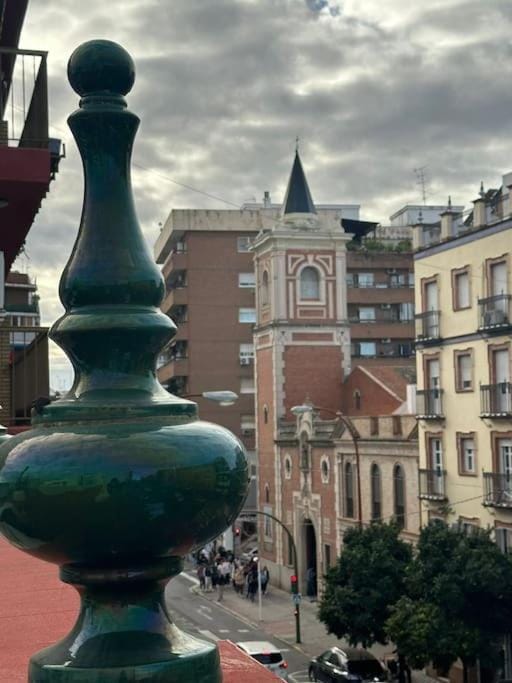 City view, Street view