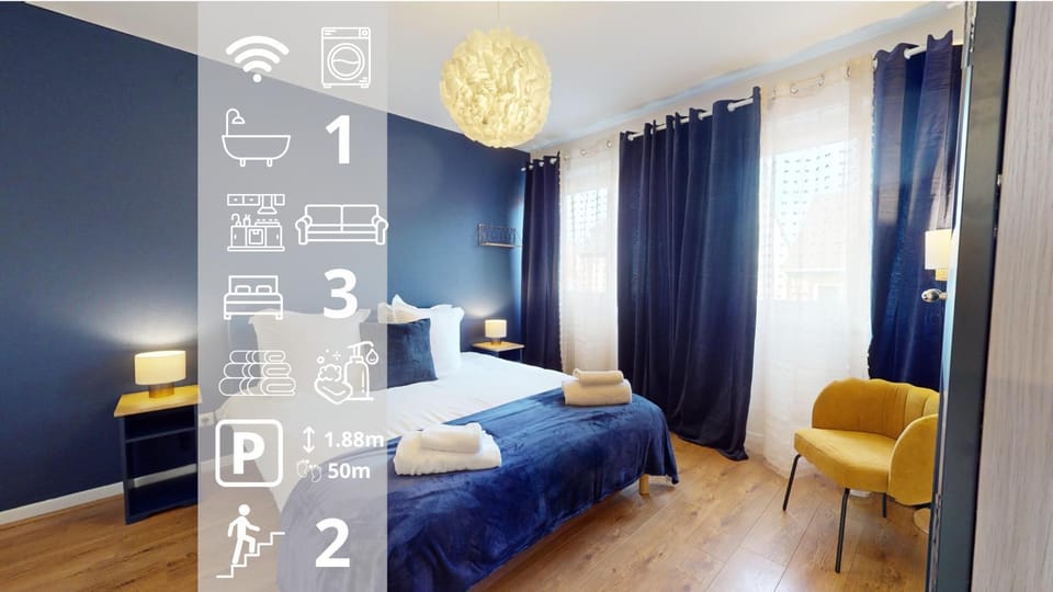 Photo of the whole room, Bedroom