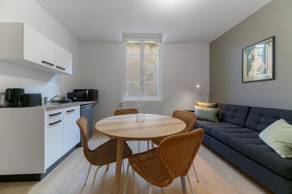 Kitchen or kitchenette, Living room, Dining area, stove