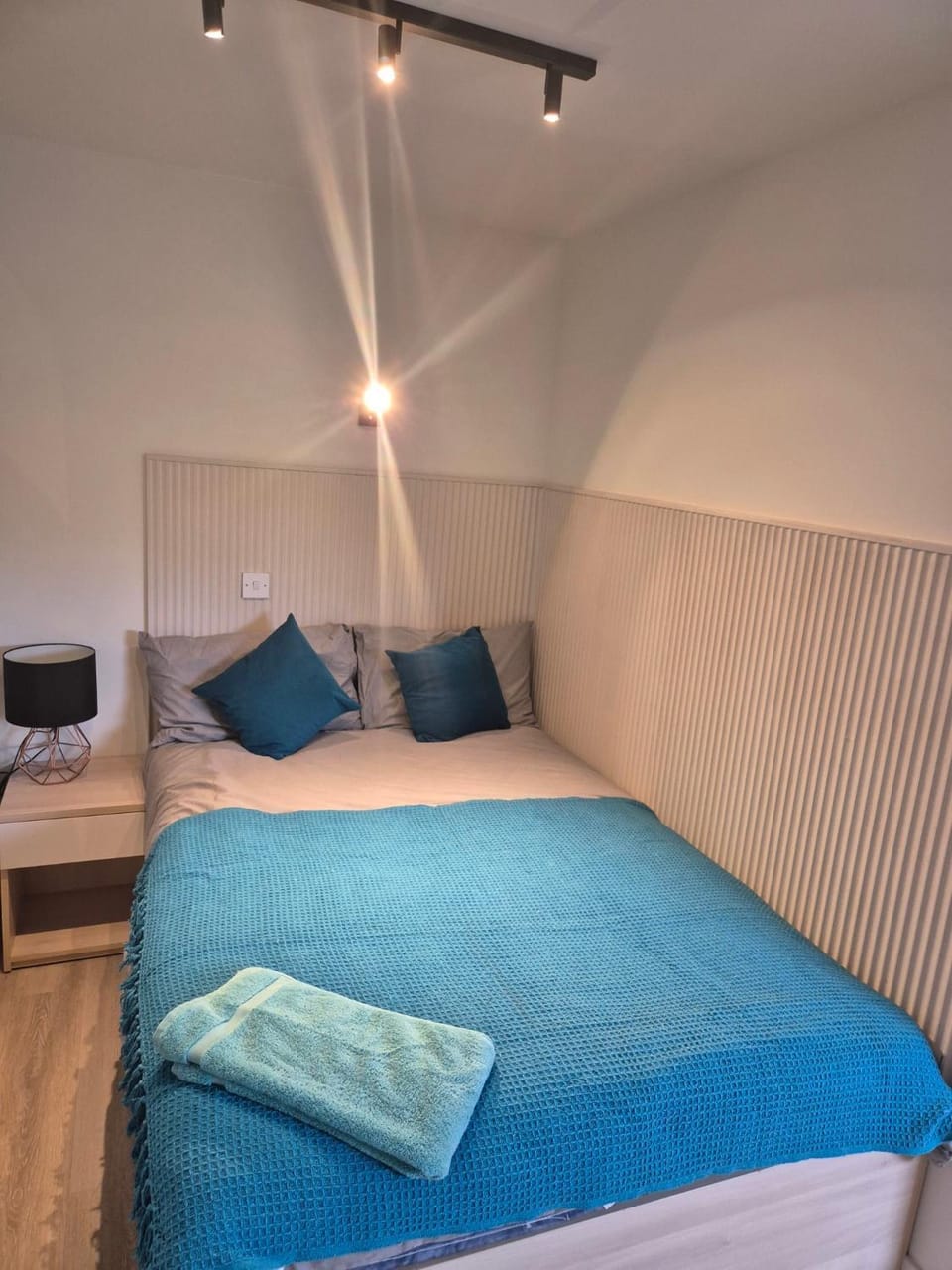 For Student Only Student Roost Gibson Street Apartment in Glasgow