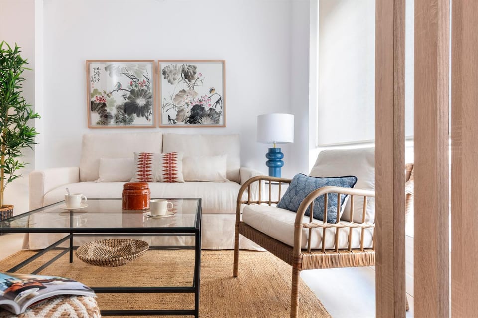 Living room, Seating area