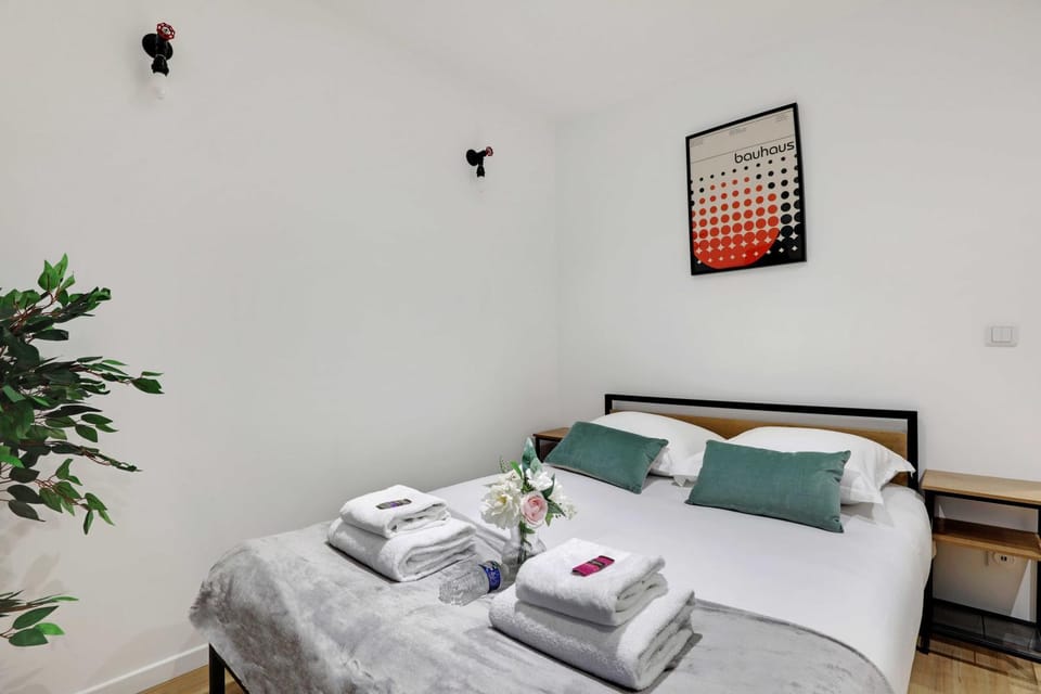 Cozy studio -2P- Sorbonne Institute- Latin quarter Apartment in Paris