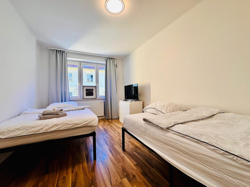 Red Room Apartment in Styria