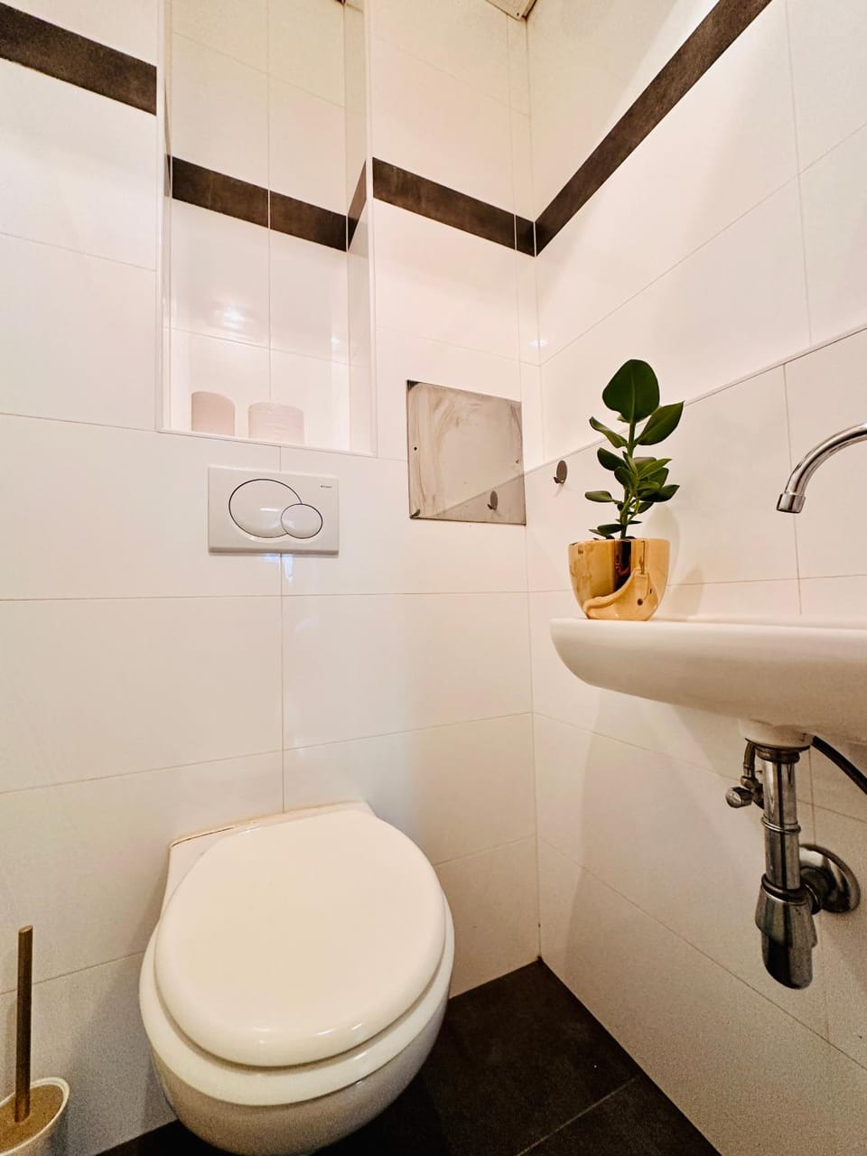 Red Room Apartment in Styria