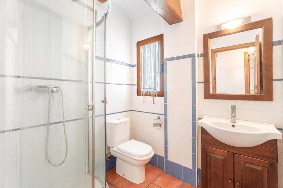 Bathroom, Living room