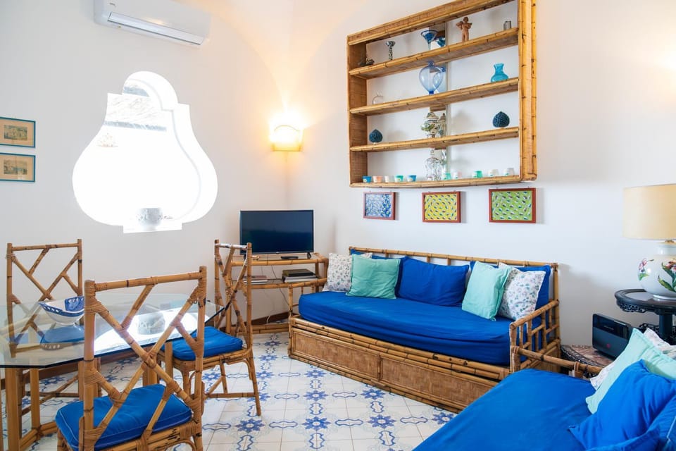 Capri Vintage House Apartment in Capri