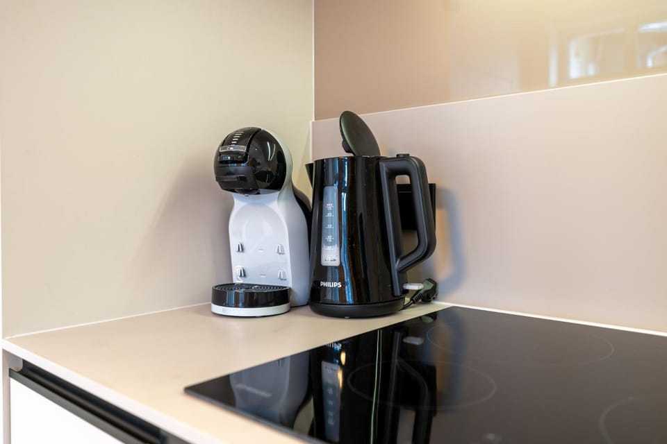 Coffee/tea facilities, Kitchen or kitchenette