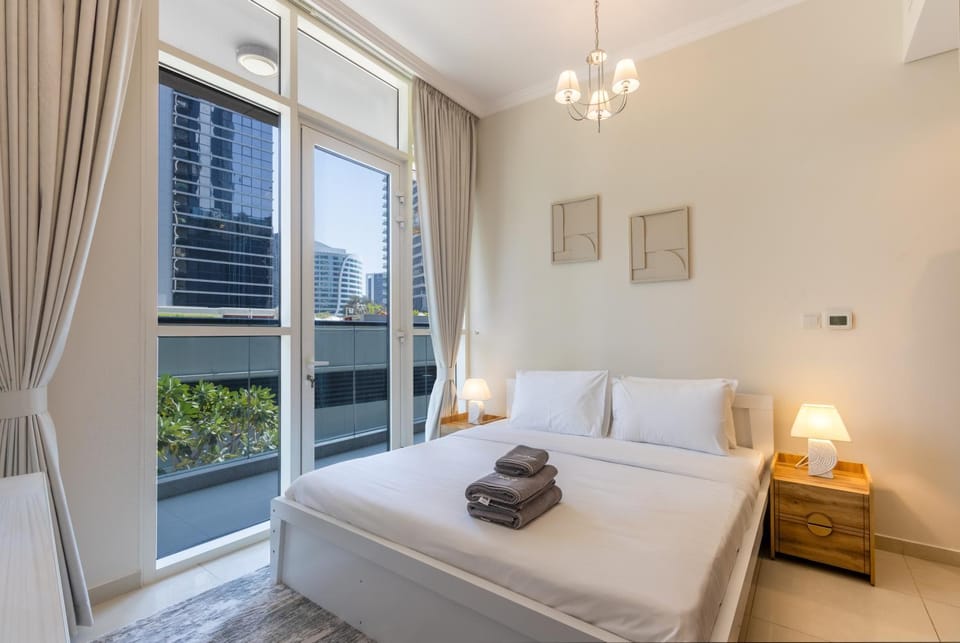 Bed, Balcony/Terrace, Bedroom