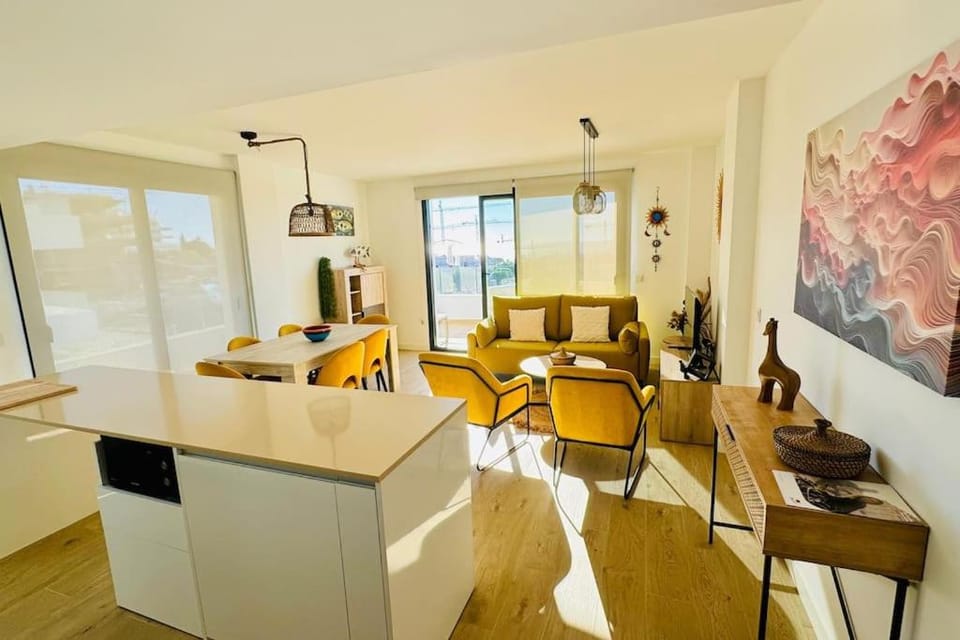 Room City Estepona 80 Suites Apartment in Costa del Sol