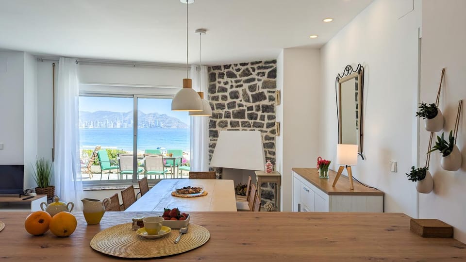 Living room, Sea view