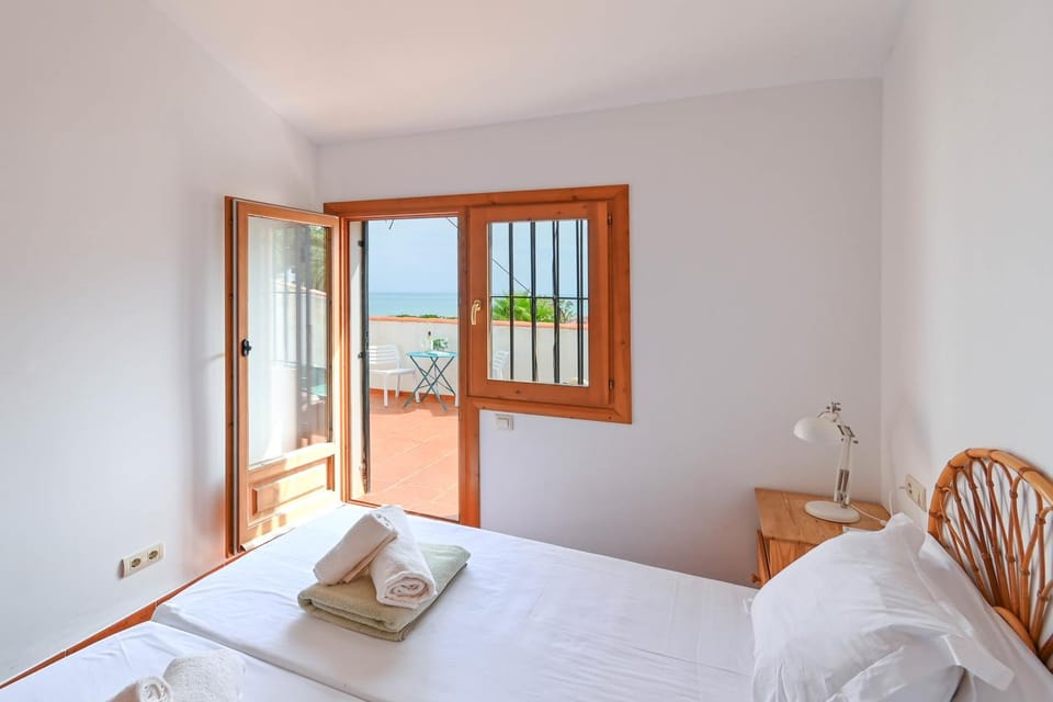 View (from property/room), Photo of the whole room, Sea view