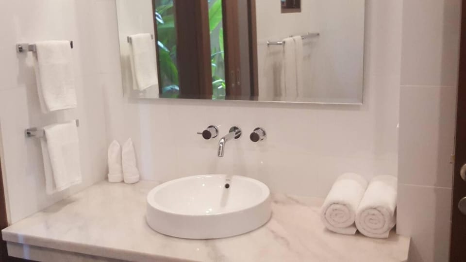 Villa Green Mango 2 Seminyak Bali Villa in Kuta