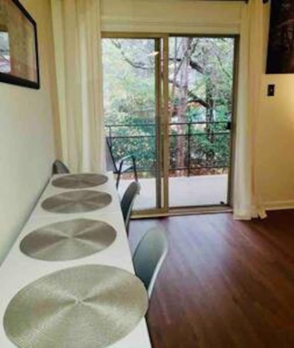 Top-floor view, Walk to Sanford Stadium Apartment in Athens