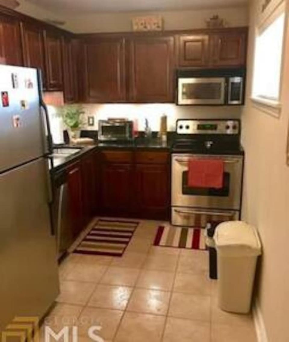 Walkable to Sanford Stadium or downtown Apartment in Athens