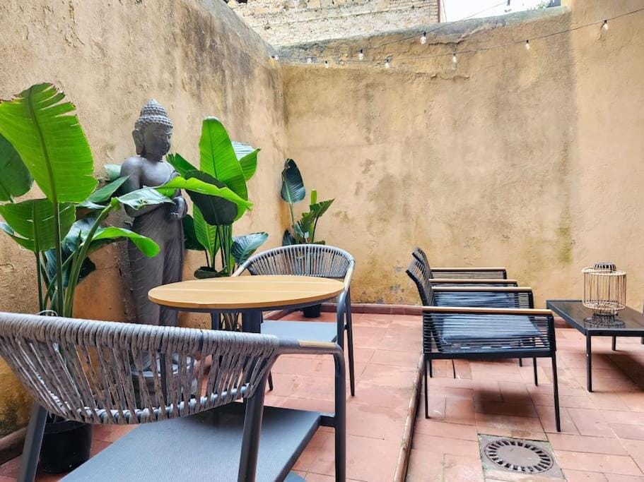 Vicolo dell'Atleta 23 - Garden in Trastevere Apartment in Rome
