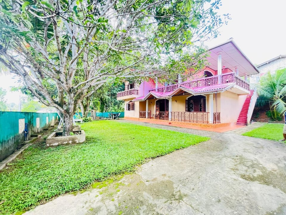 Property building, Garden, Garden view