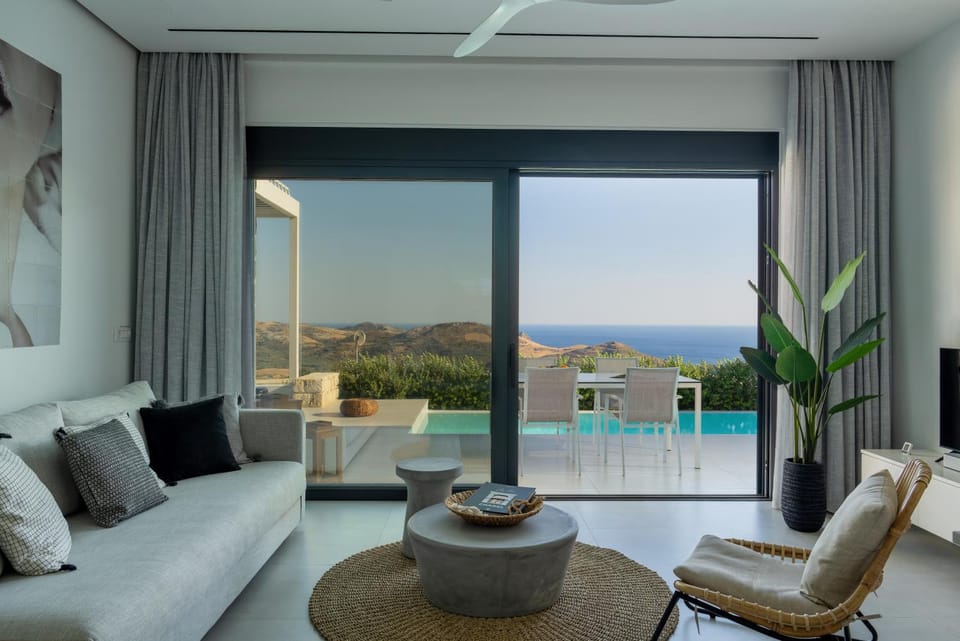 Living room, Pool view, Sea view, Swimming pool