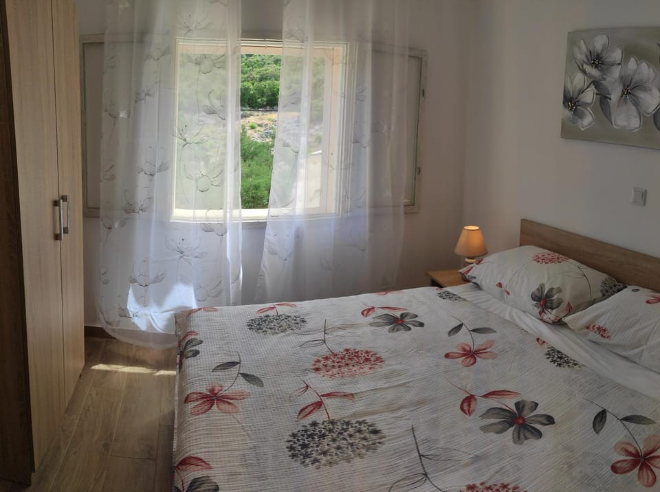 Apartments Nal Biskup Apartment in Putniković