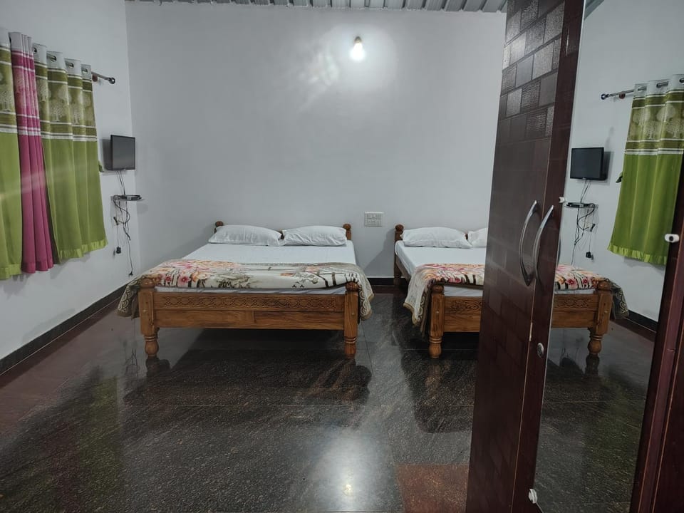 Lake Flower Homestay Vacation rental in Karnataka