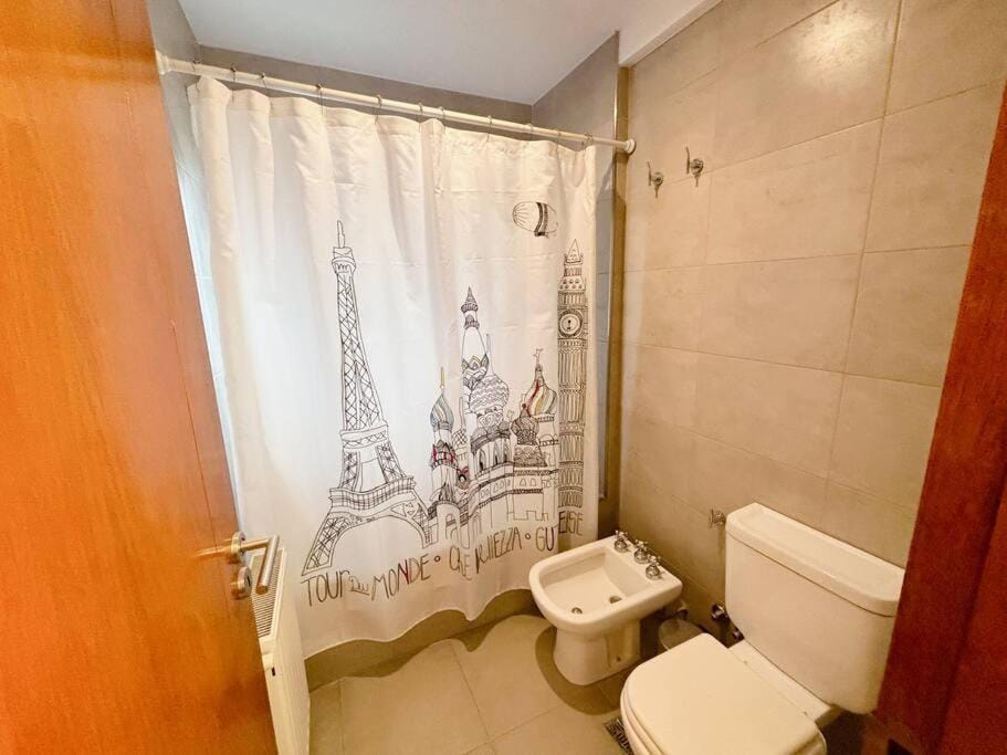 Shower, Bathroom, bidet, towels